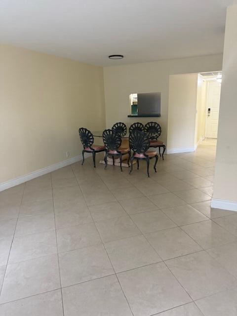 Building Photo - 21911 Lake Forest Cir