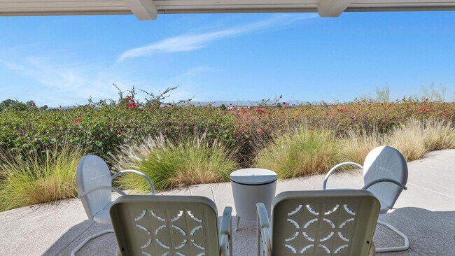 Building Photo - 5526 Camelback Canyon Dr