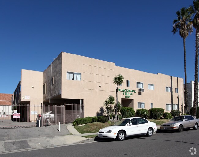 Blackhawk Villas 16945 Blackhawk St Granada Hills CA 91344