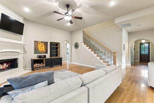 Building Photo - 13714 Countrybrook Dr