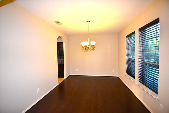 Building Photo - 51 S Greenprint Cir