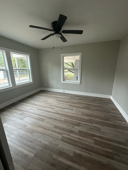 Building Photo - 1620 S Harrison St