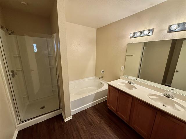 Building Photo - 1028 Wild Horse Way