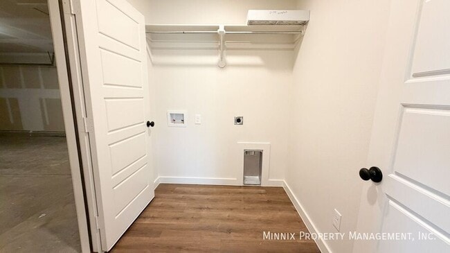 Building Photo - 2170 Langford Ave