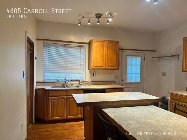 Building Photo - 4605 Carroll St