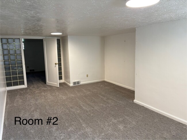 Building Photo - Alisha’s House Unit B