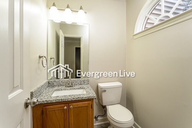 Building Photo - 14 Cedar Knoll Dr