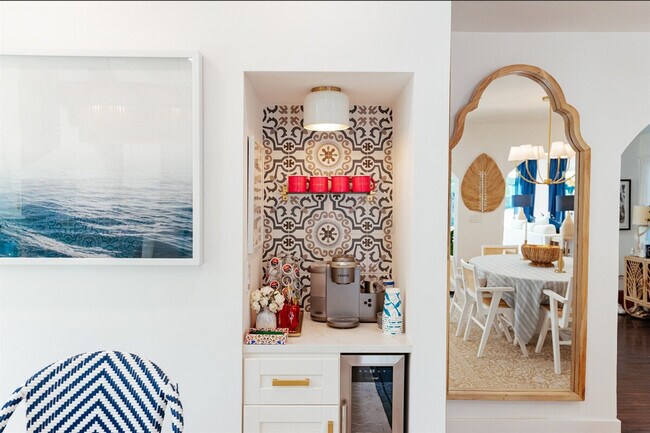 Building Photo - 610 38th St