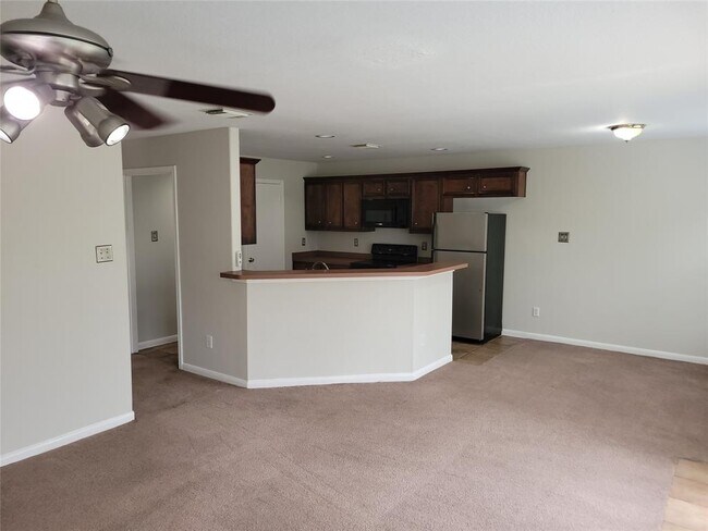 Building Photo - 11815 E Galwan Cir