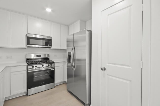 Building Photo - 21610 Willow River Canyon Ln