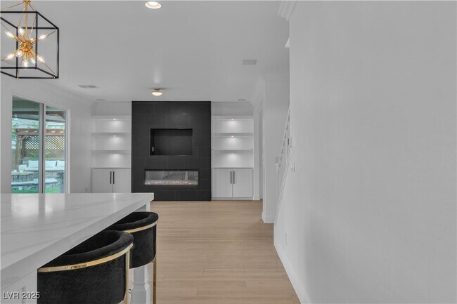 Building Photo - 10988 Wonder Hills St