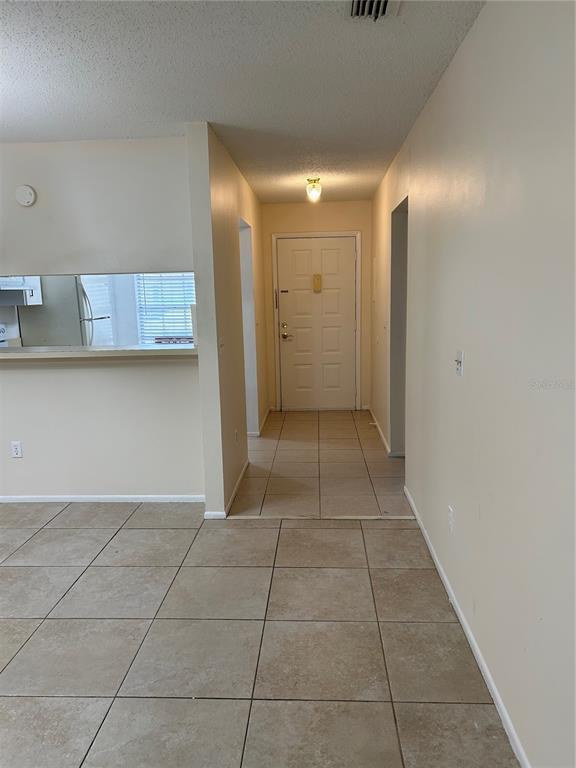 Building Photo - 1138 Dover Ct