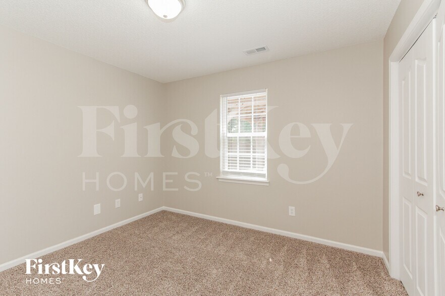 Building Photo - 2816 Emerald Meadow Ln
