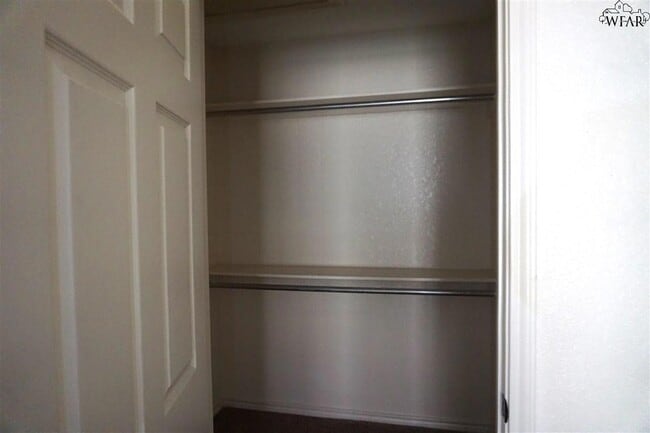 Building Photo - 4710 Brookdale Dr