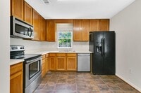 Building Photo - 1311 Clubside Dr