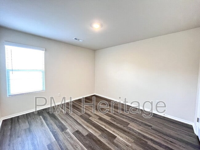 Building Photo - 2721 Elliott St