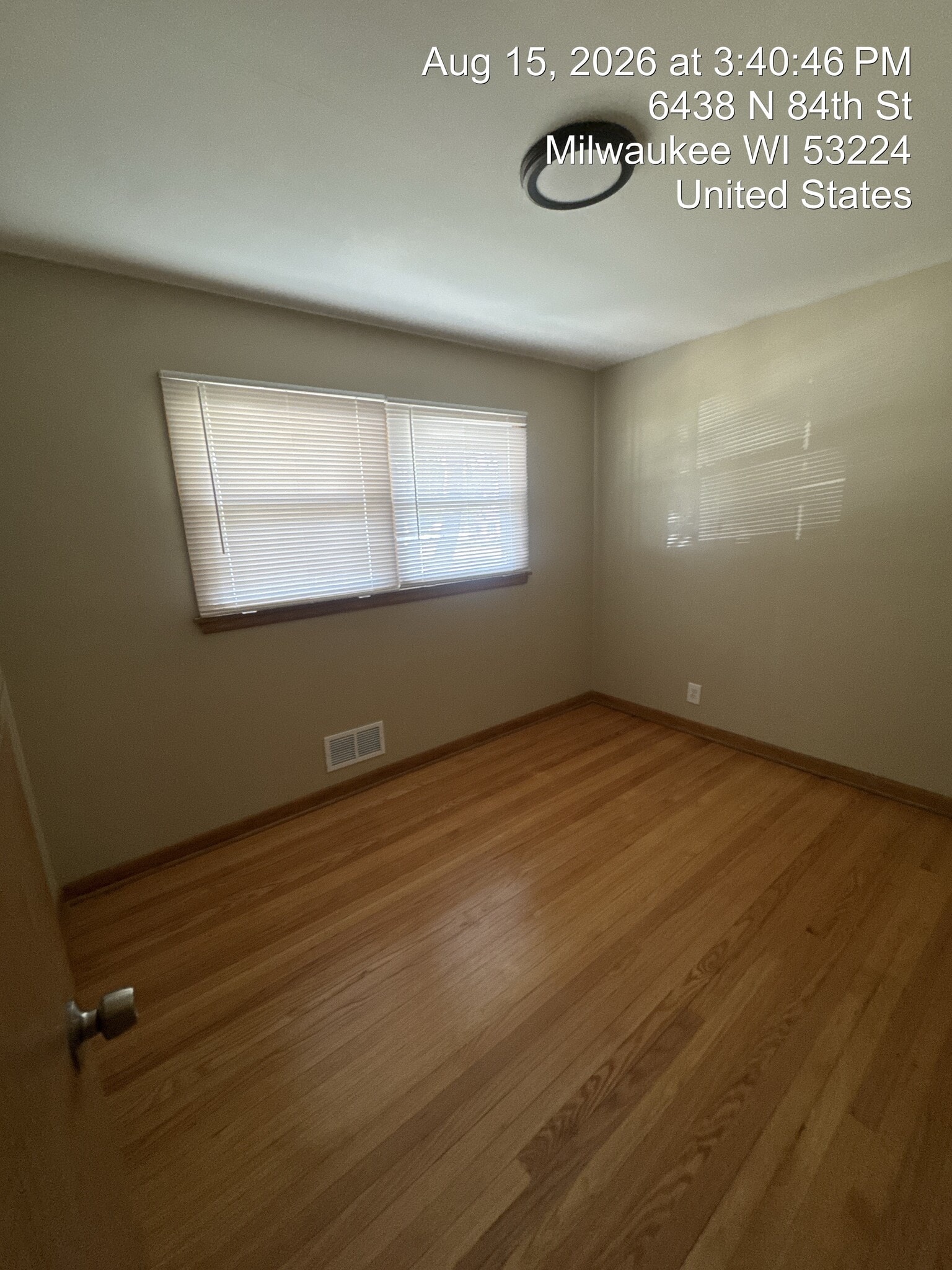 Building Photo - 6438 N 84th St