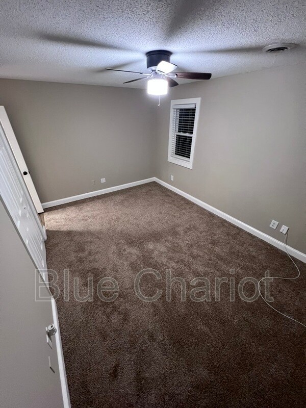 Building Photo - 4100 Pittsford Rd