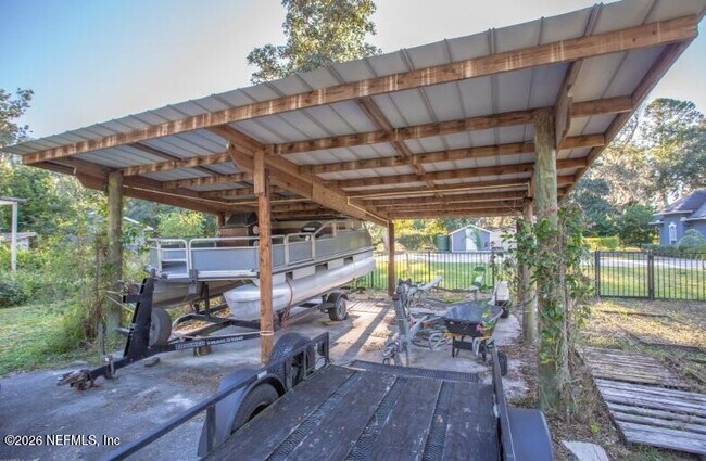 Building Photo - 12 State Rd 13