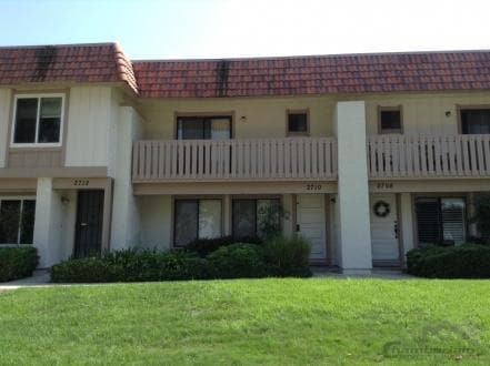 Building Photo - 3 Bed 2 Story Townhome in Tanglewood Community!