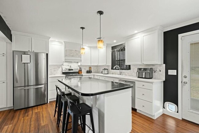 Building Photo - 440 Muskegon Ave