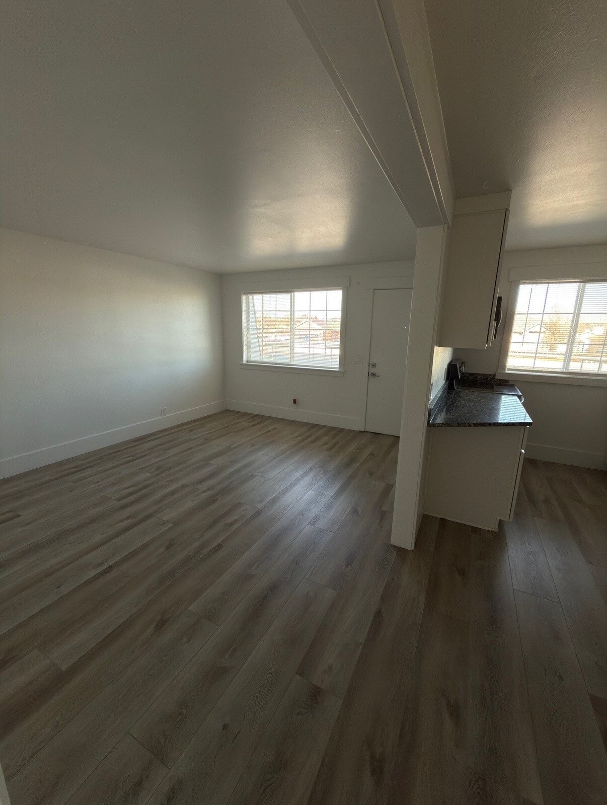 Building Photo - 7143 S 2700 W