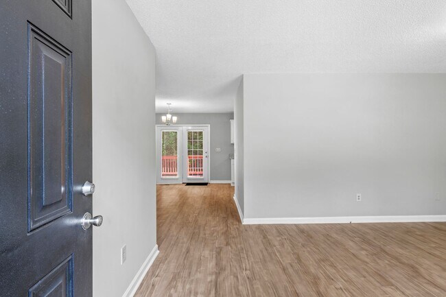 Building Photo - 1811 Cody Ave