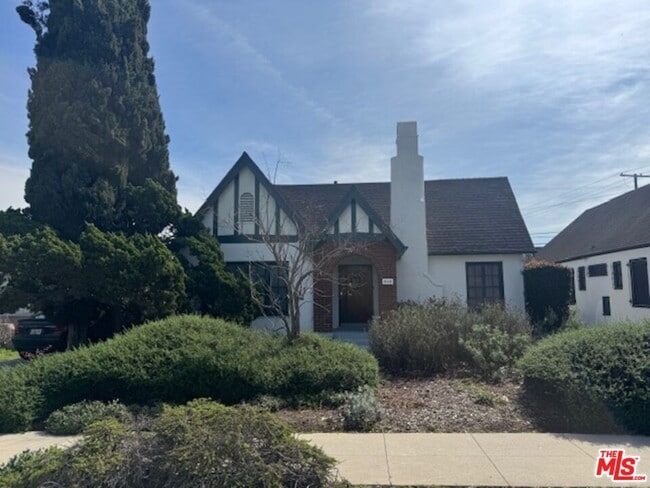 Primary Photo - 848 Cochran Ave