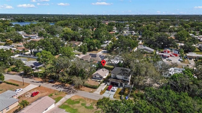 Building Photo - 8507 Claonia St