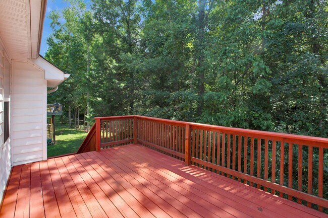 Building Photo - 1049 Warpers Ln