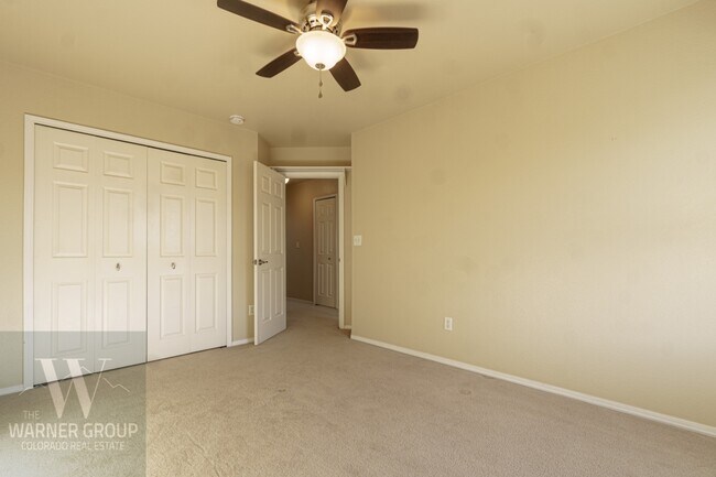 Building Photo - 9631 Stoneglen Dr