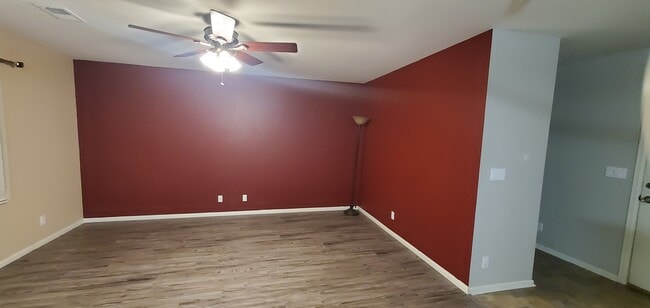 Building Photo - 5387 Laredo Ct