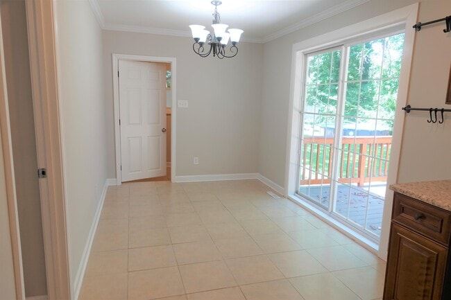 Building Photo - 115 Konnarock Cir