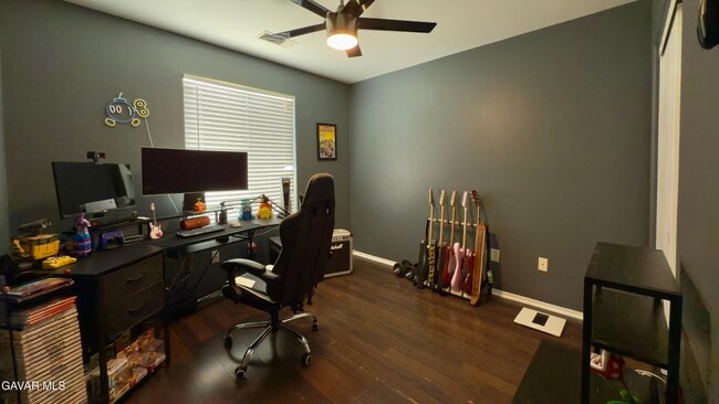 Building Photo - 2234 Avenida del Mar