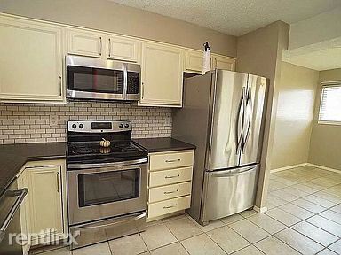 Building Photo - 2 br, 1.5 bath Condo - 24 Chisholm Creek Dr