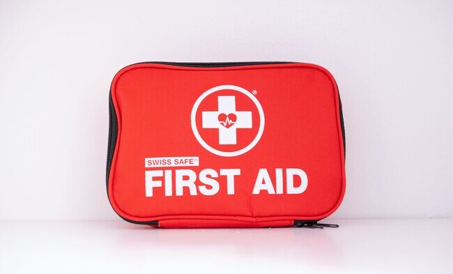 Building Photo - Fully Furnished Ranch Home in Birmingham, MI w/ All Utilities Included