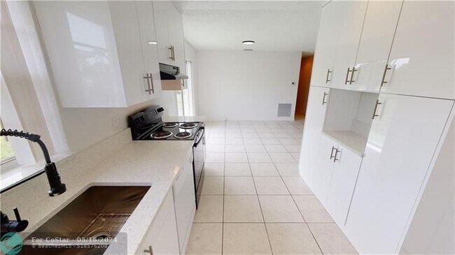 Building Photo - 9708 Alaska Cir