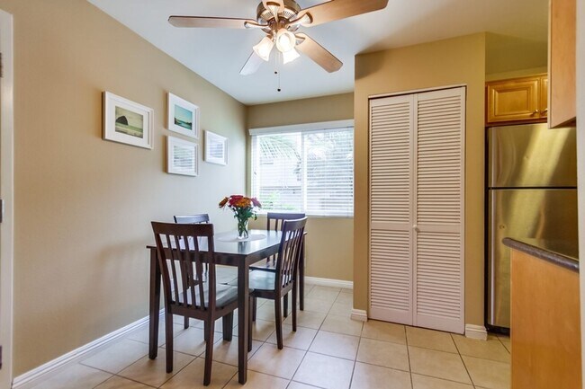 Building Photo - Heart of Normal Heights! 2 Bedrooms w/ In Unit Washer/Dryer! Two Assigned Gated Parking Spaces!