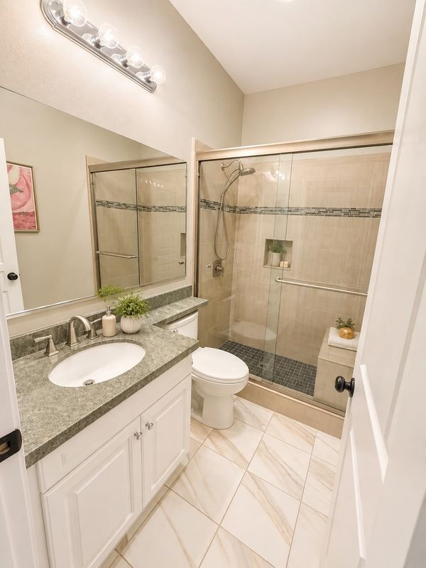 Building Photo - 250 Napa Ct