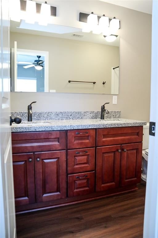 Building Photo - 118 Artesian Way