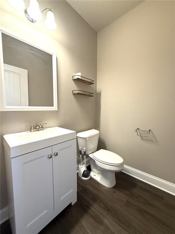 Building Photo - 827 Wellford Ave