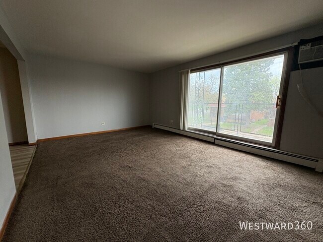 Building Photo - 1135 W 127th Pl