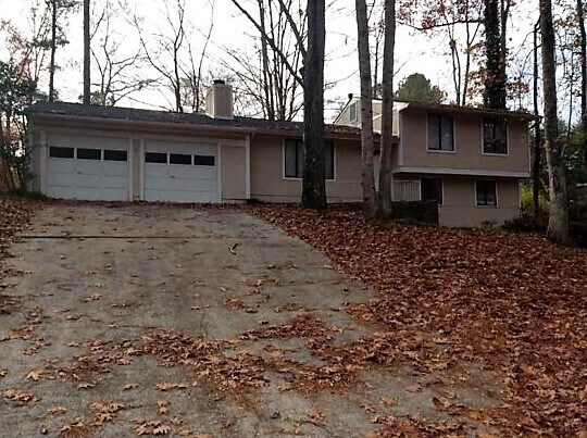 Building Photo - 2990 Forestside Ln