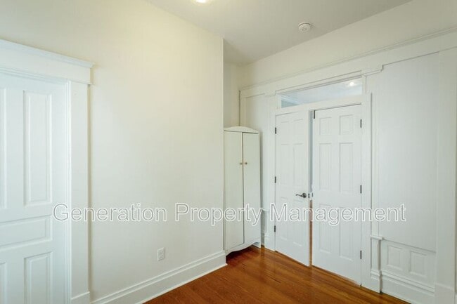 Building Photo - 1126 W Mississippi Ave