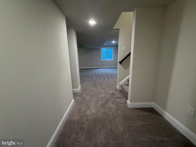 Building Photo - 436 Reagans Ln