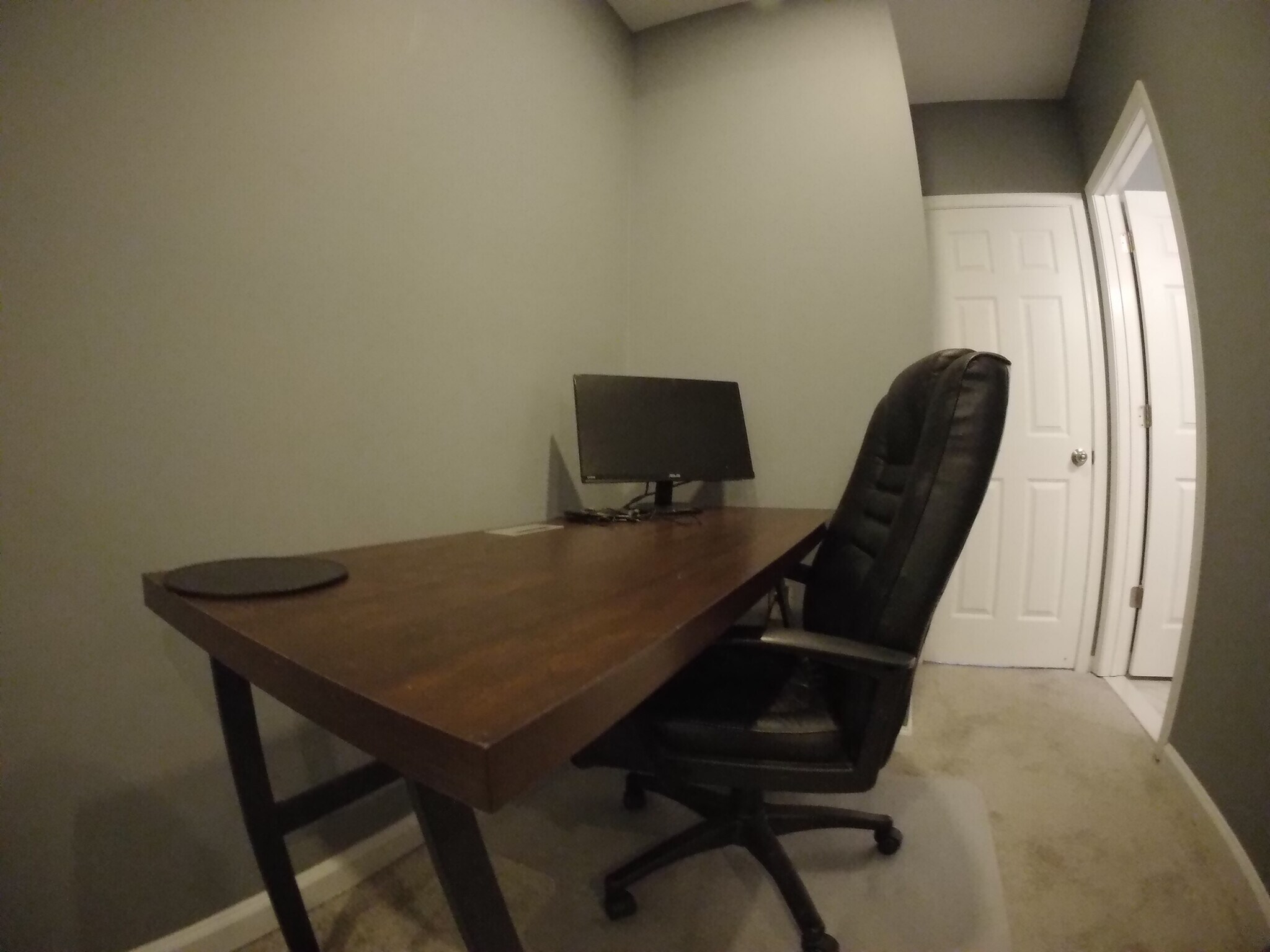 Building Photo - 819 N Montford Ave