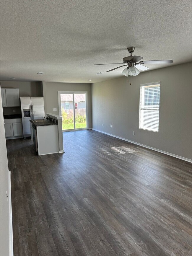 Building Photo - Stylish 3-Bed, 2-Bath Home in North Little Rock