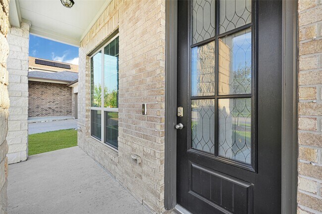 Building Photo - 13405 Emerald Mallard Dr
