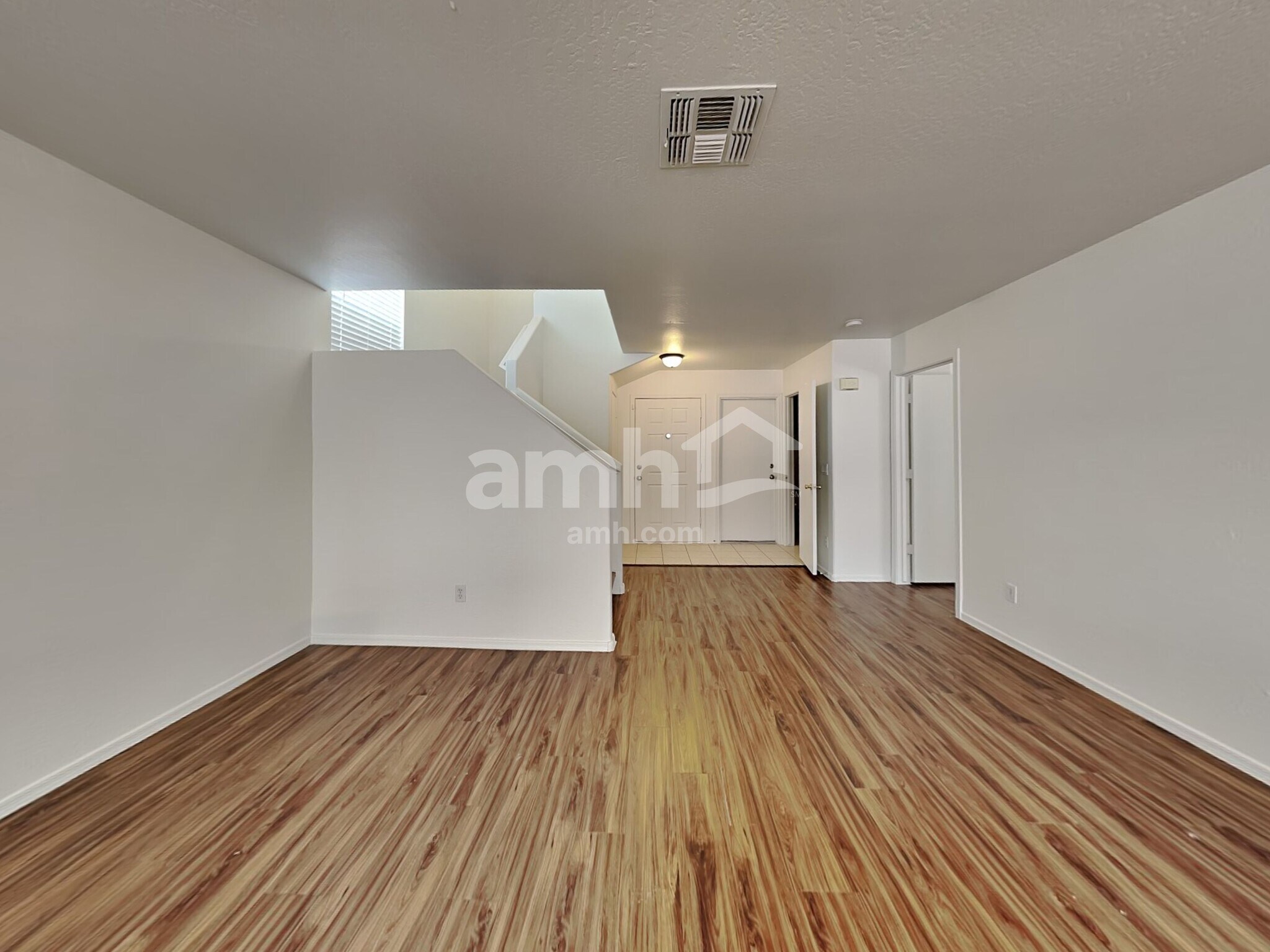 Building Photo - 11818 W Altadena Ave