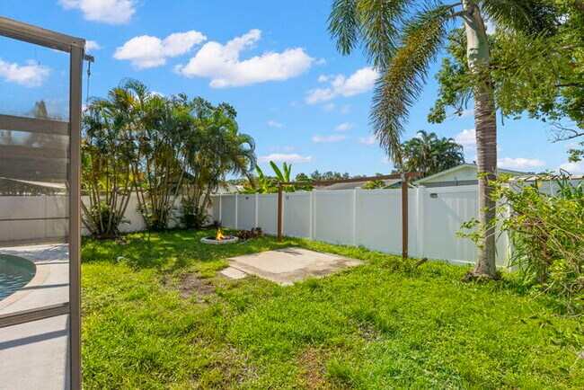 Building Photo - Home For Rent in Fortuna Park WITH A POOL!
